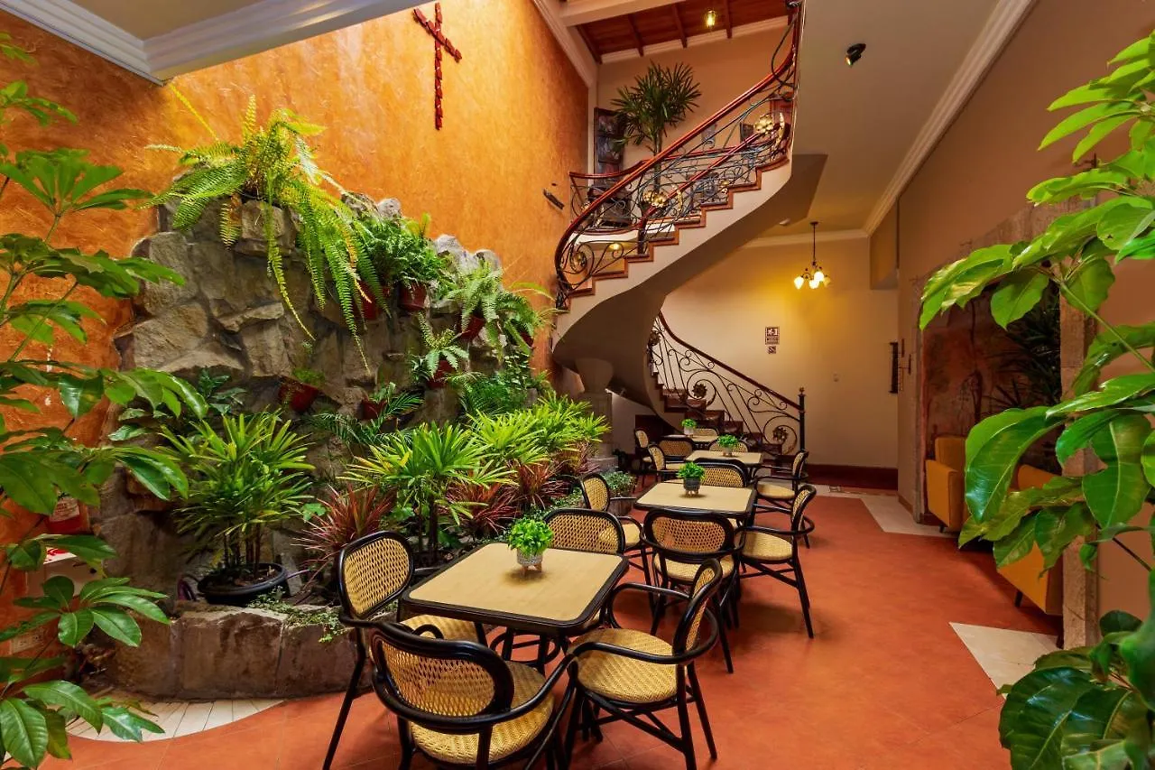 Hotel Posada Del Rey Cuenca 3*,